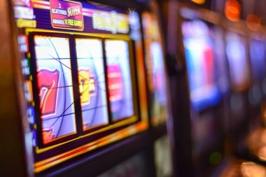 CQ9 game interface showing reels and bonus feature on uus platform